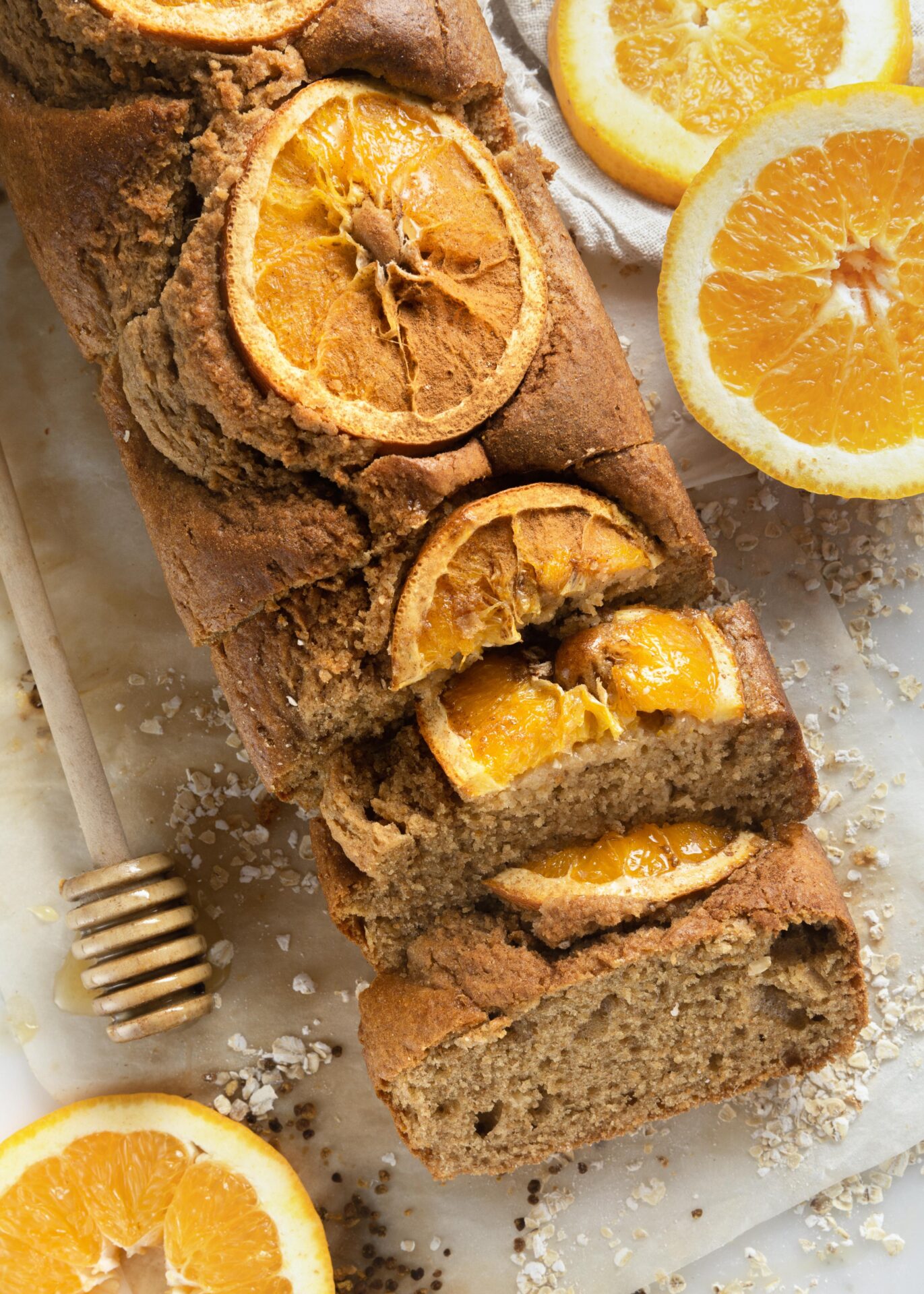 These orange honey cakes are the perfect way to celebrate the arrival of spring! They're light and fluffy, with a delicate orange flavor that's not too overpowering.